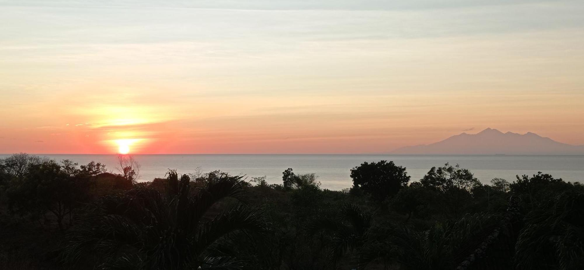 Khrisna Sunrise Homestay Tulamben Szoba fotó