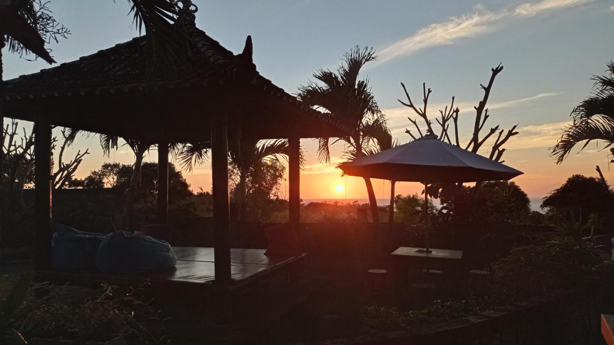 Khrisna Sunrise Homestay Tulamben Szoba fotó