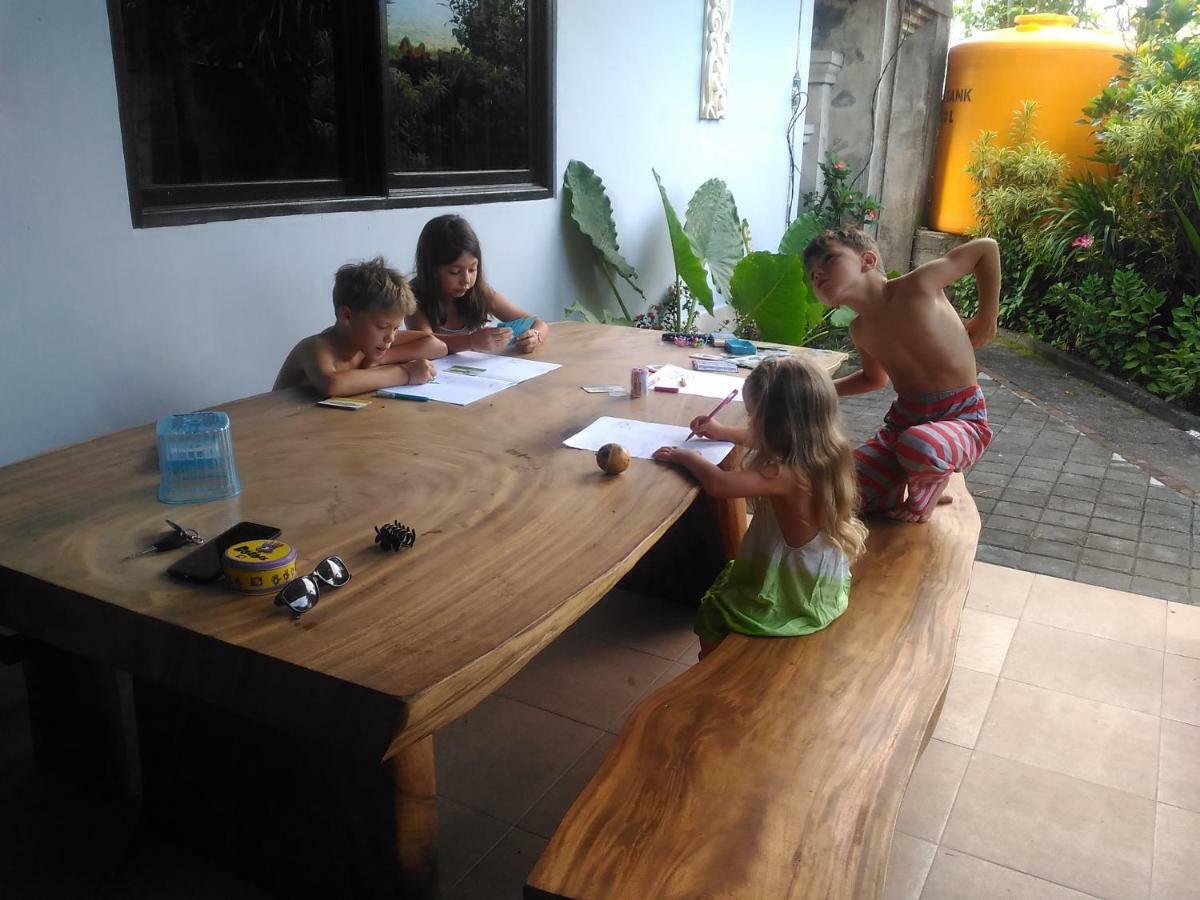 Khrisna Sunrise Homestay Tulamben Kültér fotó